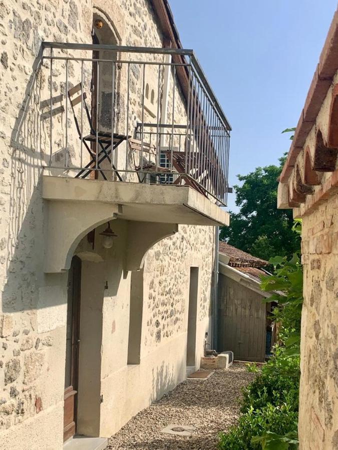 Gites De Verger, Stylish Self Catering Cottages In Sos Екстер'єр фото