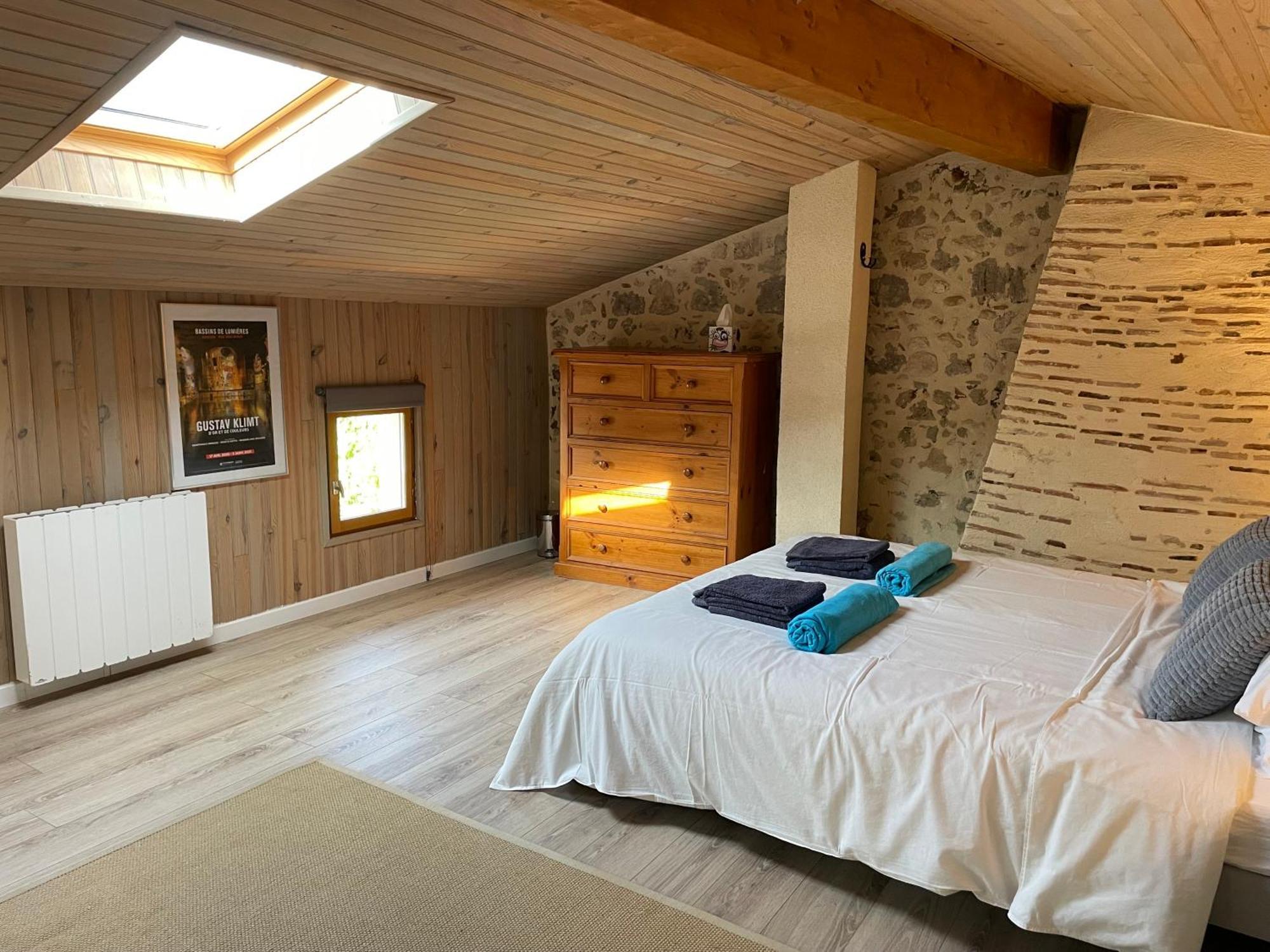 Gites De Verger, Stylish Self Catering Cottages In Sos Екстер'єр фото
